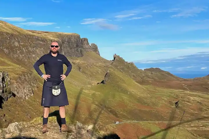 Driver guide on Skye