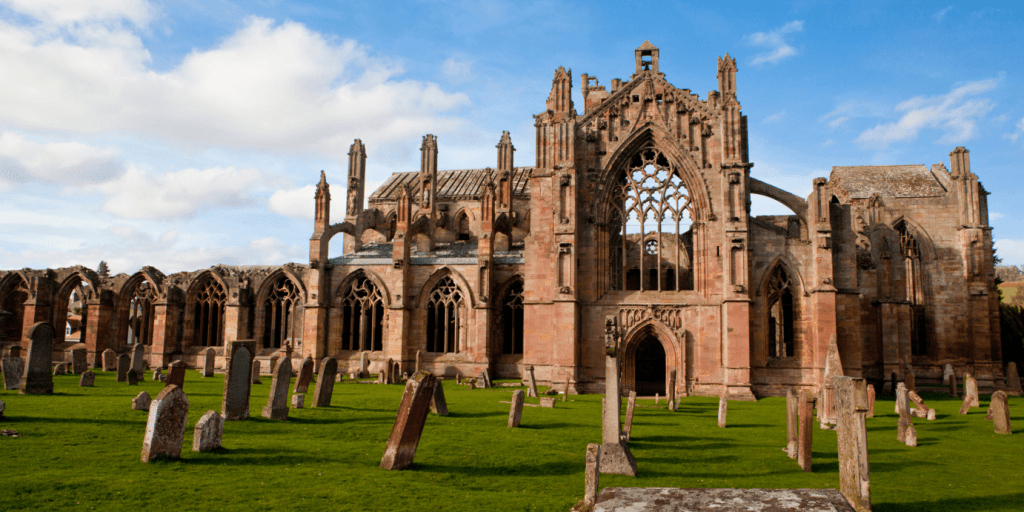an old stone building