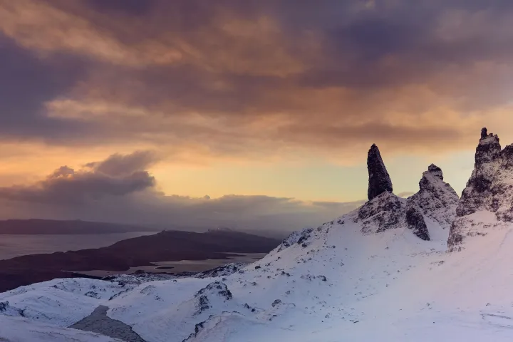 a snow covered mountain